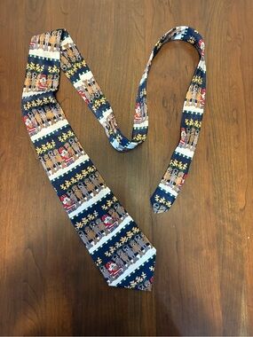 100% Silk American Greetings Christmas Reindeer & Santa Football Tie